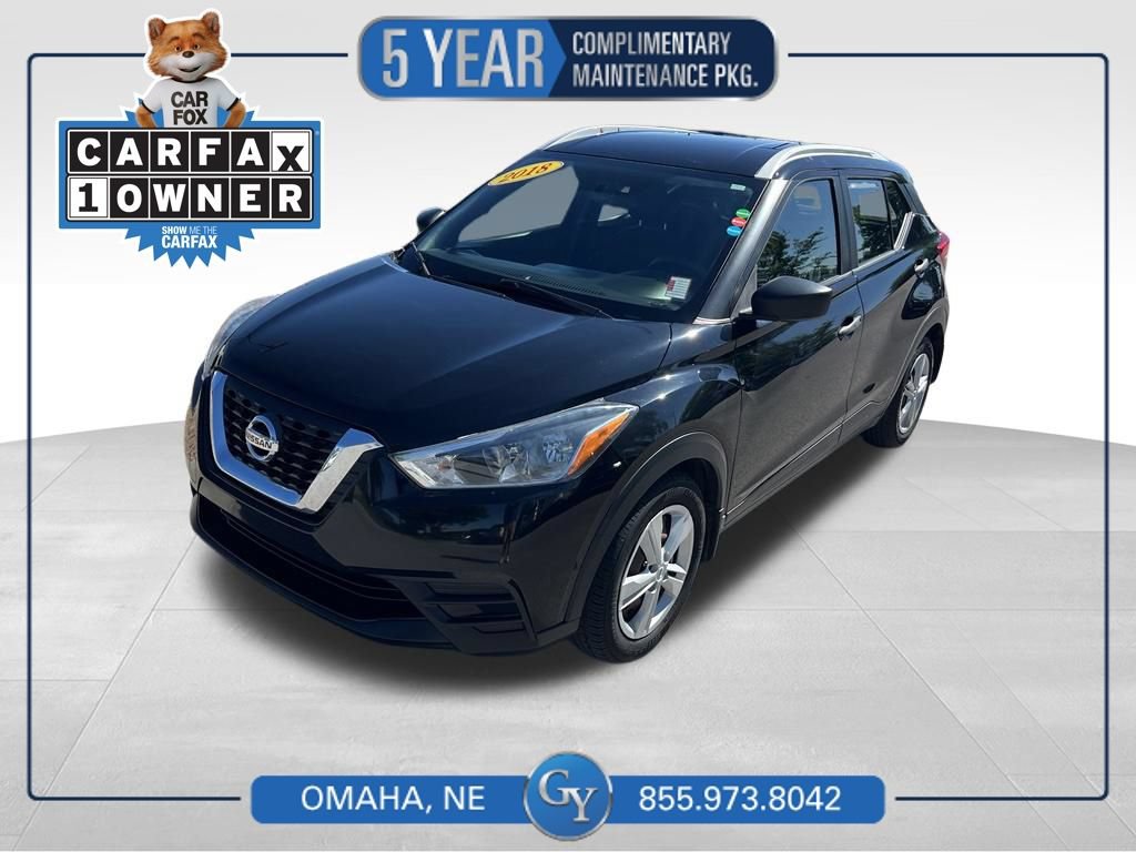 Used 2018 Nissan Kicks S FWD image 1