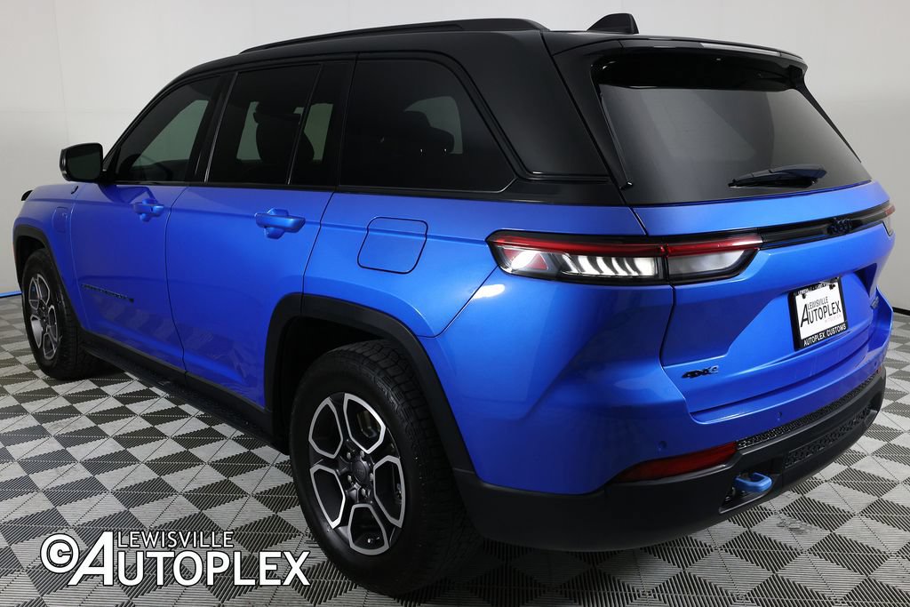 Used 2022 Jeep Grand Cherokee Trailhawk w/ Advanced Protech Group II AWD/4WD image 7
