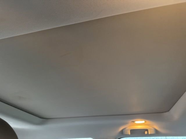 Used 2017 Nissan Pathfinder Platinum w/ Family Entertainment Package image 40