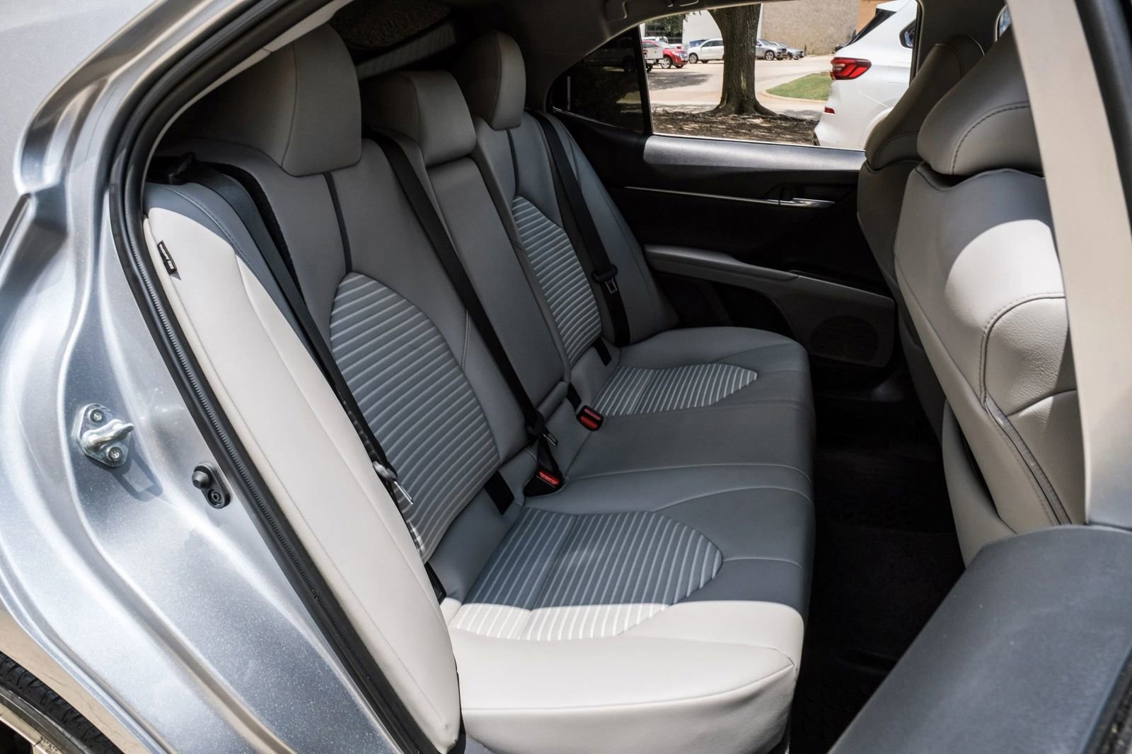 Used 2023 Toyota Camry SE FWD image 35