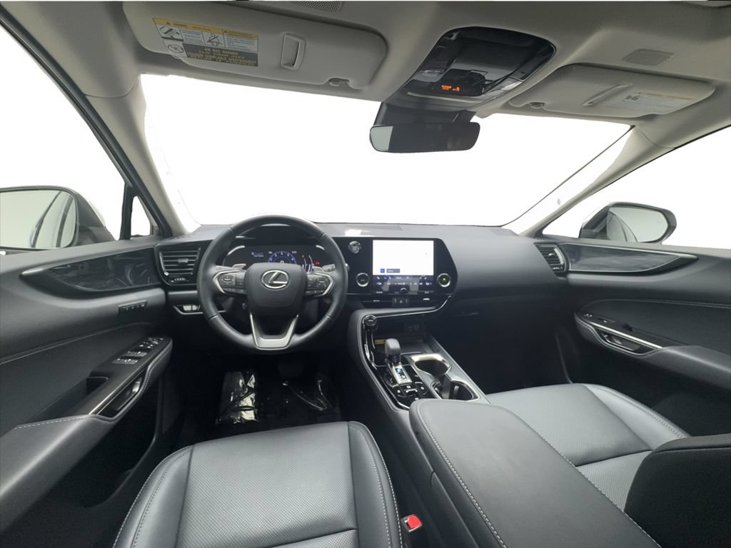 Used 2025 Lexus NX 250 FWD w/ Towing Package (2000 Lbs) image 34