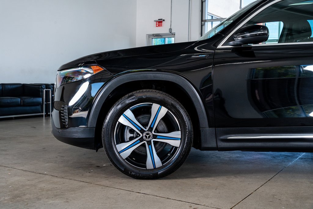 Used 2023 Mercedes-Benz EQB 350 4MATIC SUV w/ Exclusive Package image 9