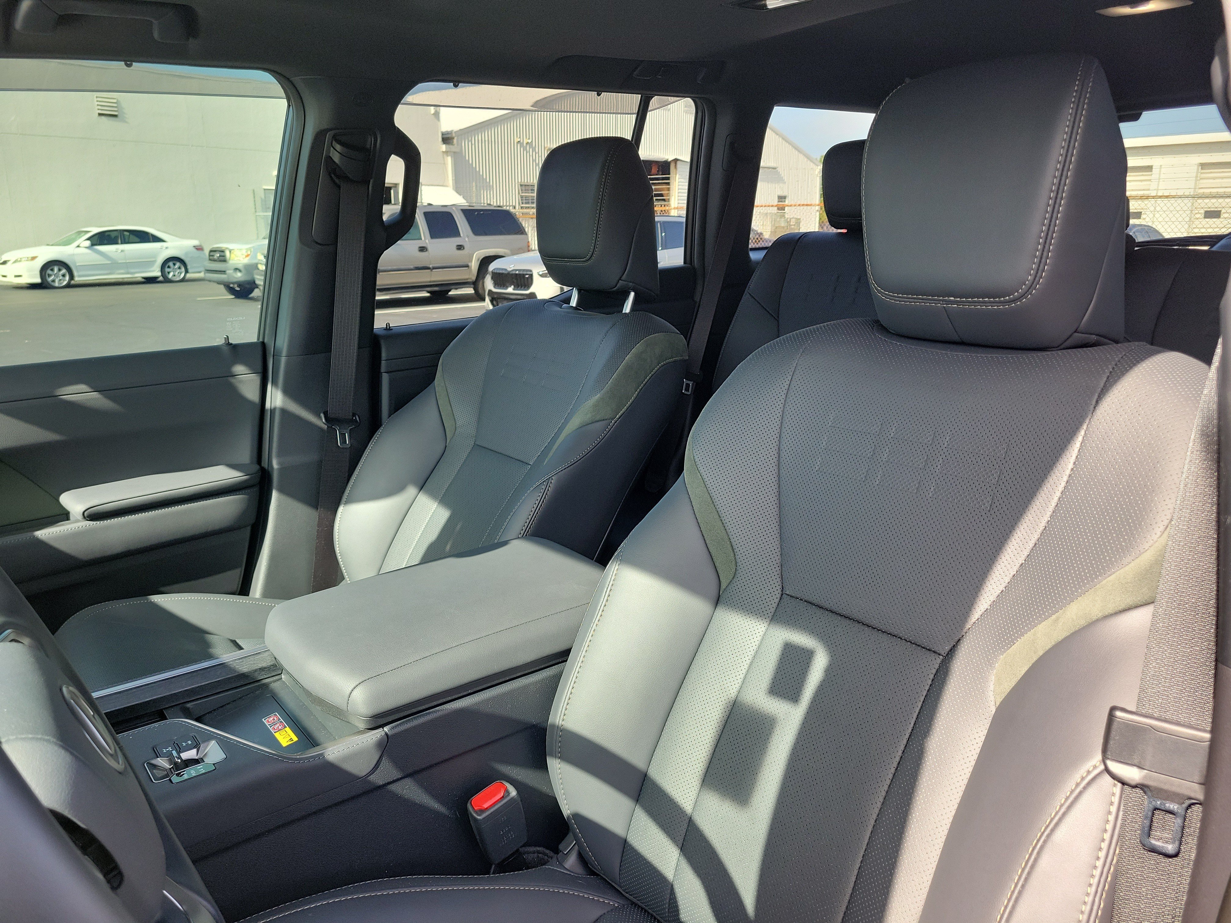 Used 2026 Lexus GX 550 AWD/4WD image 20