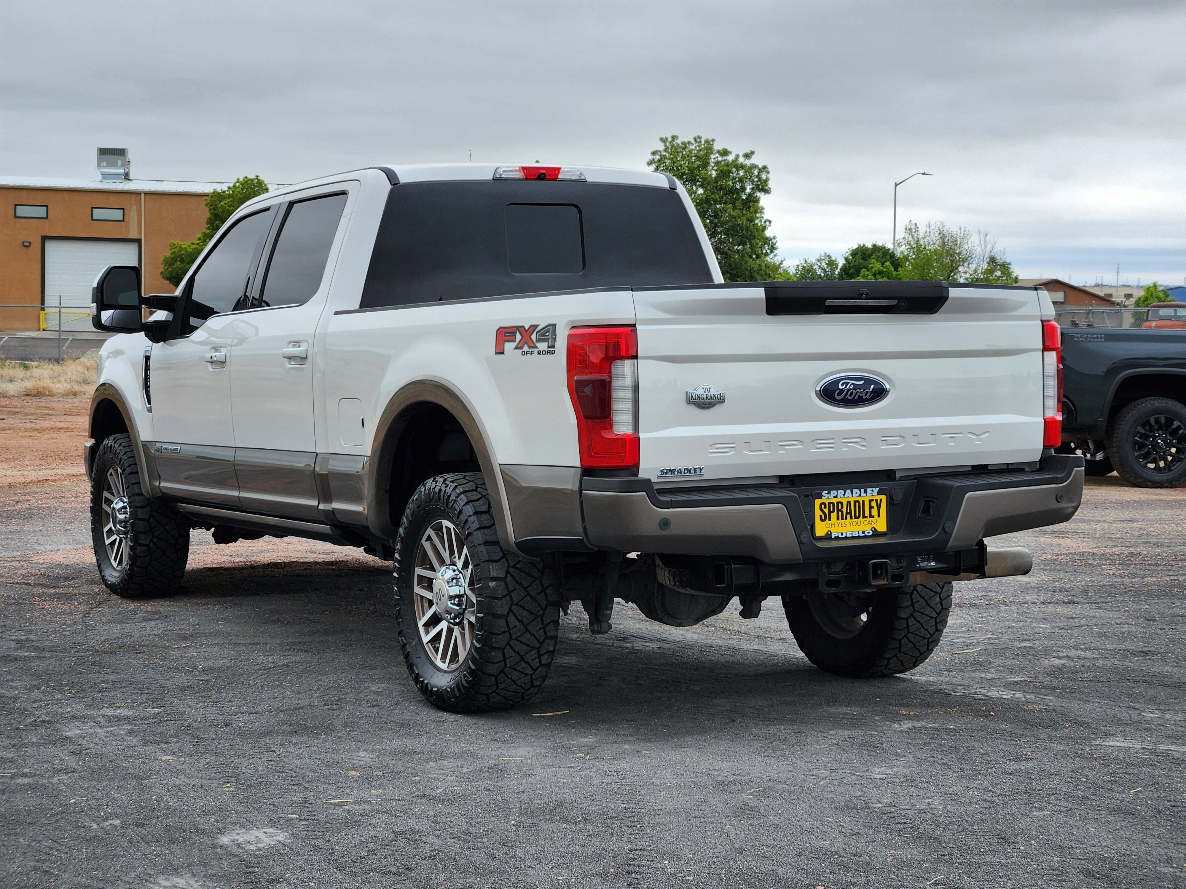 Used 2019 Ford F250 King Ranch w/ King Ranch Ultimate Package AWD/4WD image 3