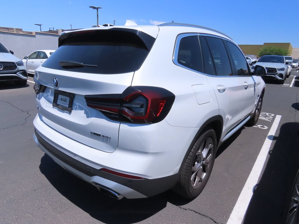 Used 2022 BMW X3 sDrive30i w/ Premium Package 2 (ZPA) RWD image 4
