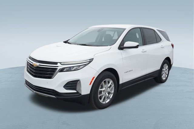 Used 2022 Chevrolet Equinox LT w/ Driver Convenience Package image 4