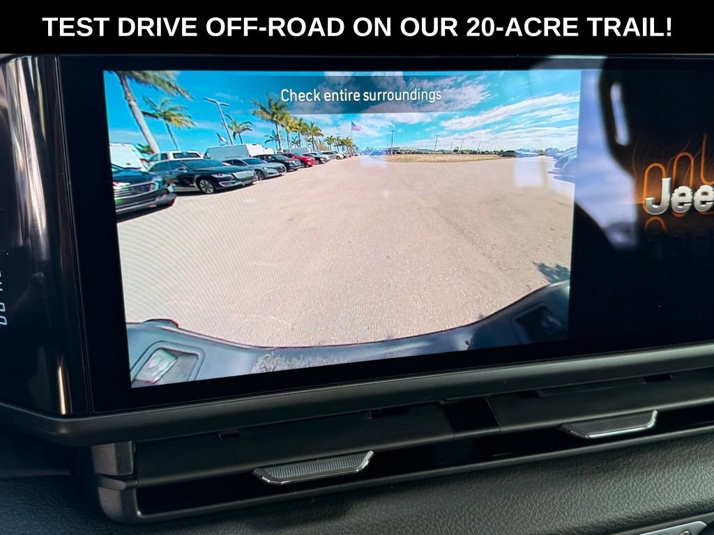 New 2026 Jeep Gladiator Sport image 14