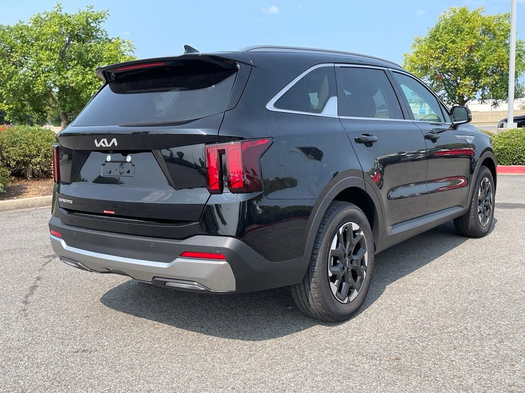 New 2026 Kia Sorento S w/ S Panoramic Sunroof Package FWD image 8