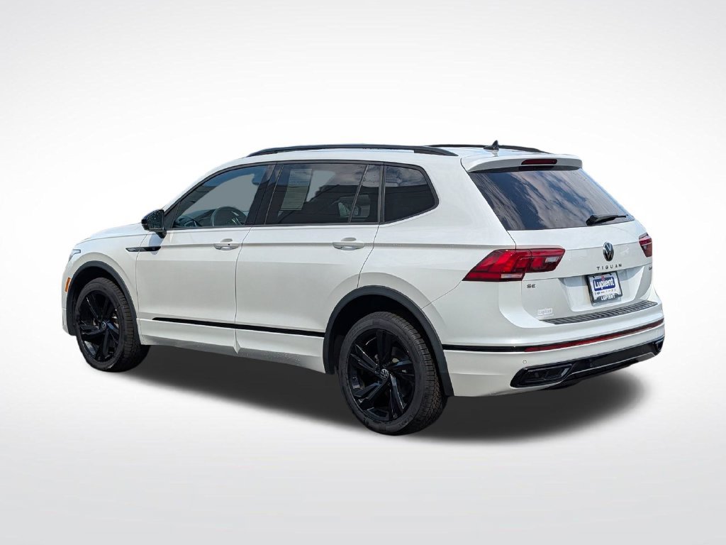 Used 2023 Volkswagen Tiguan SE R-Line AWD/4WD image 10