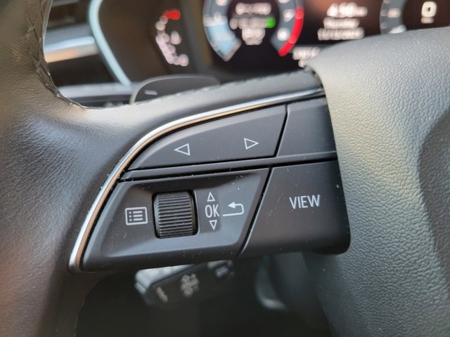 Used 2024 Audi Q3 2.0T Premium image 31