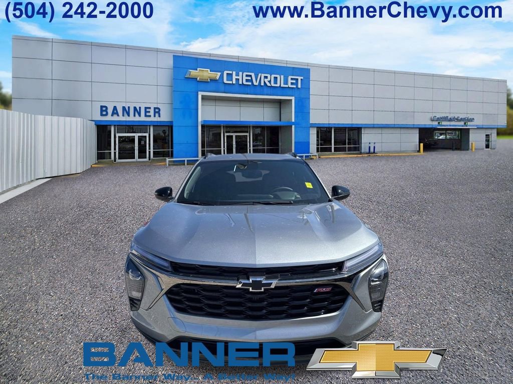 New 2026 Chevrolet Trax RS w/ Sunroof Package image 2