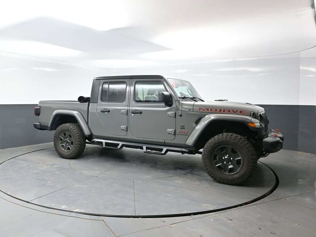 Used 2020 Jeep Gladiator Mojave AWD/4WD image 5