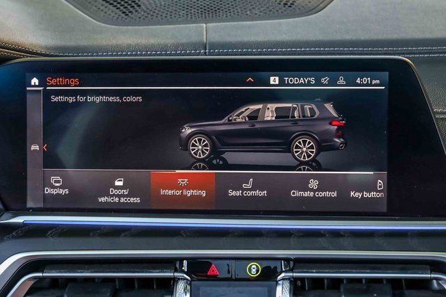 Used 2022 BMW X7 xDrive40i w/ M Sport Package image 10