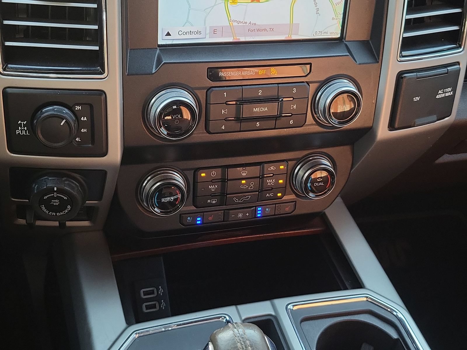 Used 2019 Ford F150 King Ranch w/ Equipment Group 601A Luxury AWD/4WD image 34