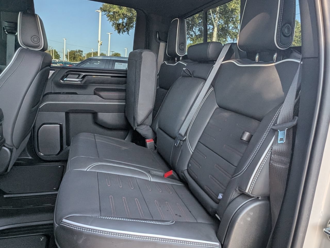 Used 2026 GMC Sierra 2500 AT4X AWD/4WD image 26
