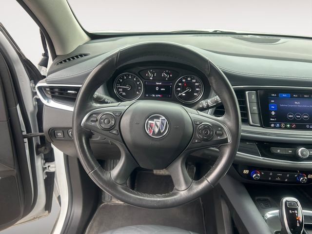 Used 2021 Buick Enclave Essence image 17