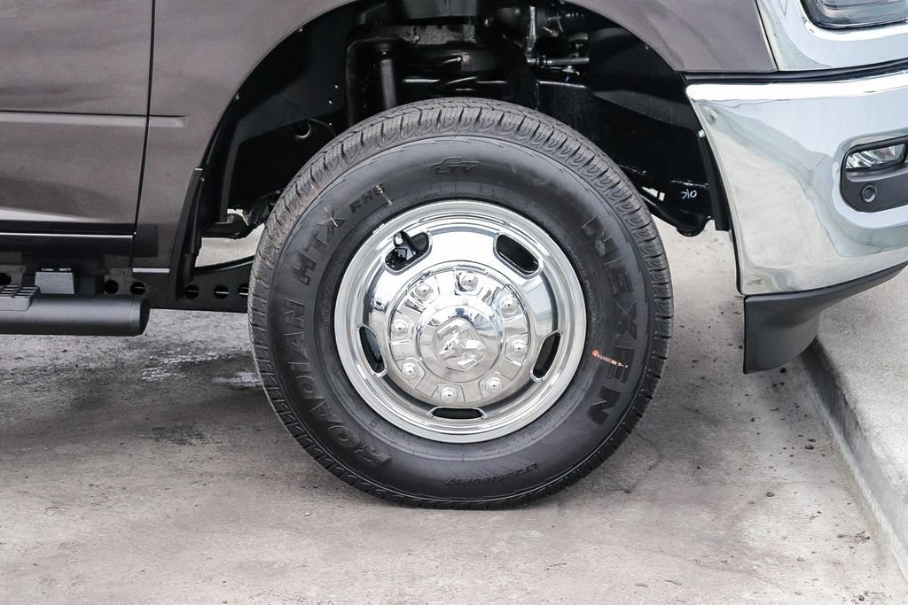 New 2026 RAM 3500 Tradesman AWD/4WD image 11
