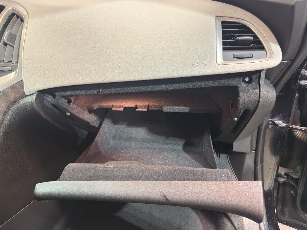 Used 2014 Buick Verano FWD image 25
