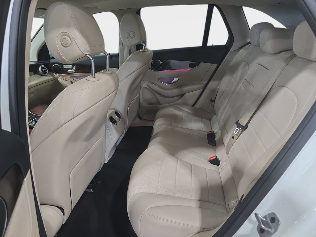 Used 2022 Mercedes-Benz GLC 300 image 29