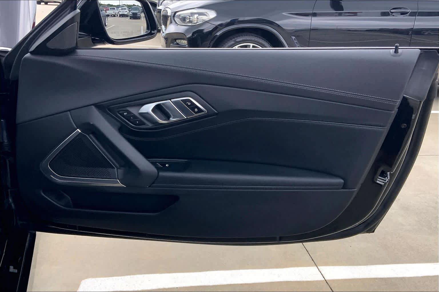 Used 2026 BMW Z4 sDrive30i RWD image 23