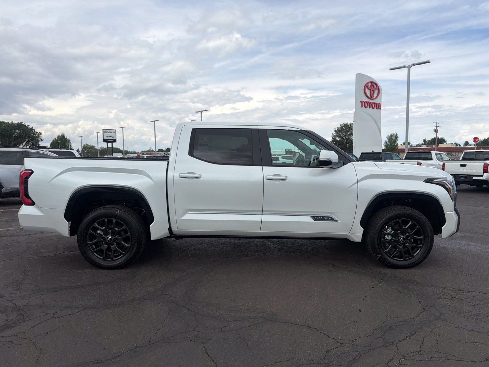 New 2026 Toyota Tundra Platinum AWD/4WD image 8