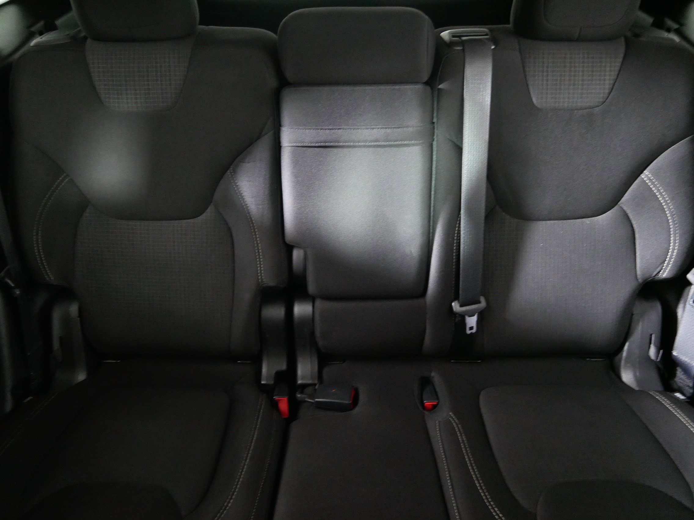 Used 2015 Jeep Cherokee Latitude w/ Comfort/Convenience Group image 13