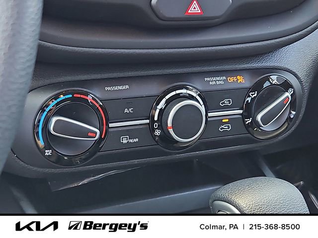 Certified 2025 Kia Soul LX FWD image 18