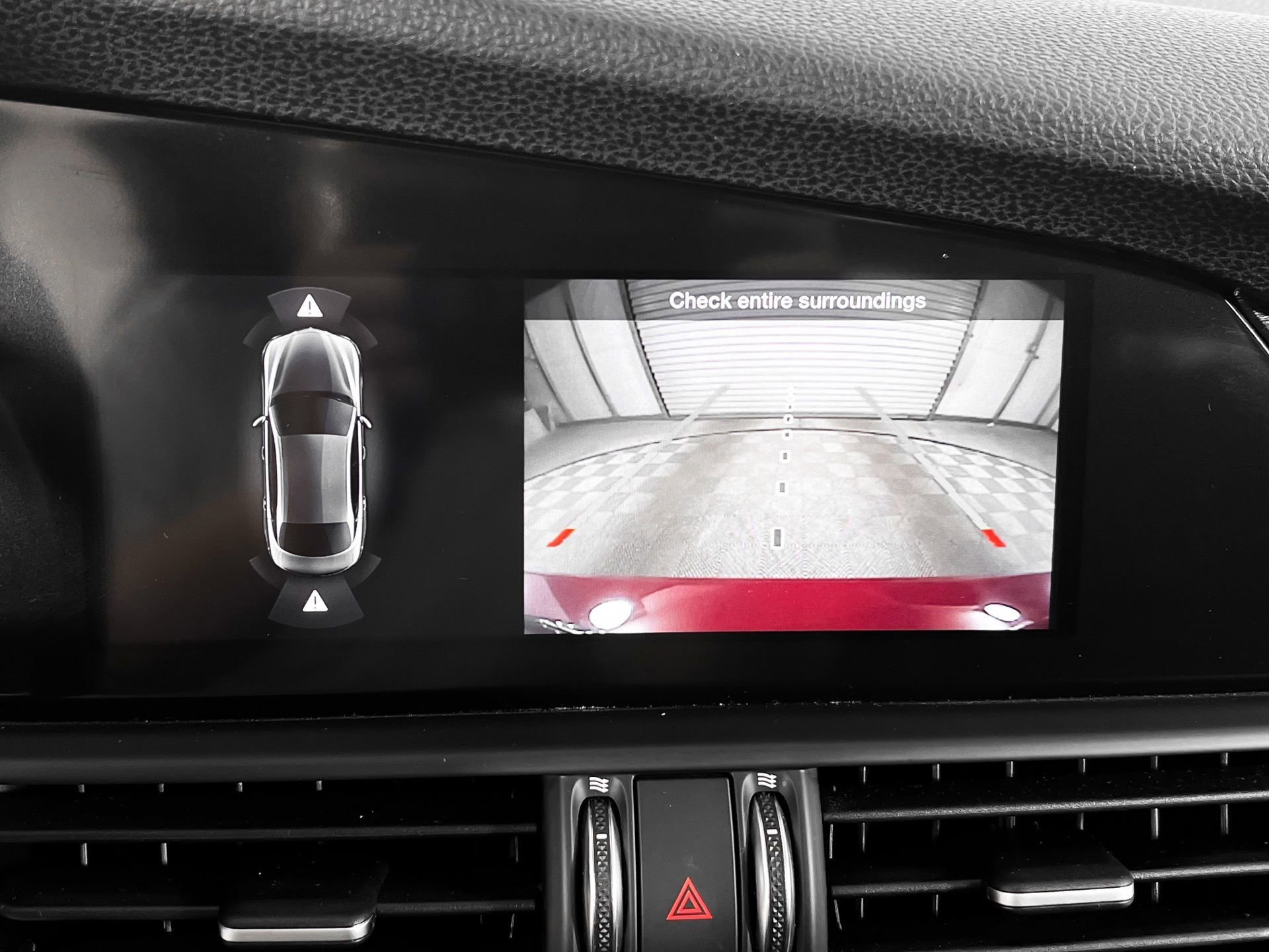 Used 2022 Alfa Romeo Giulia Sprint image 26