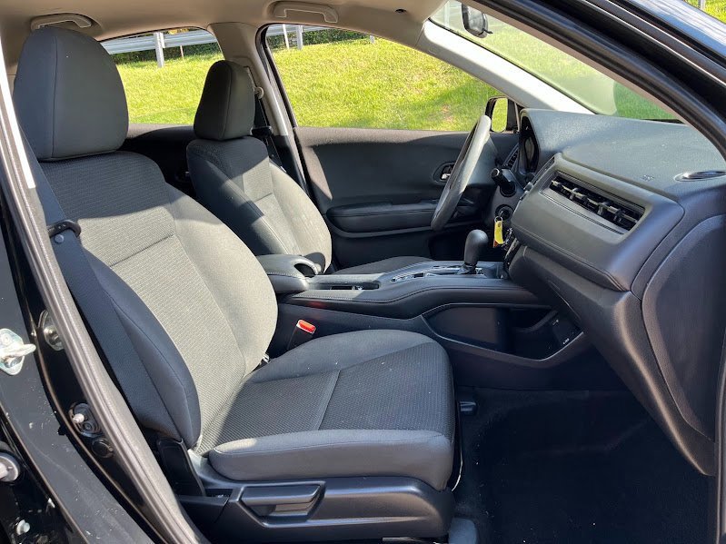 Used 2019 Honda HR-V LX image 35