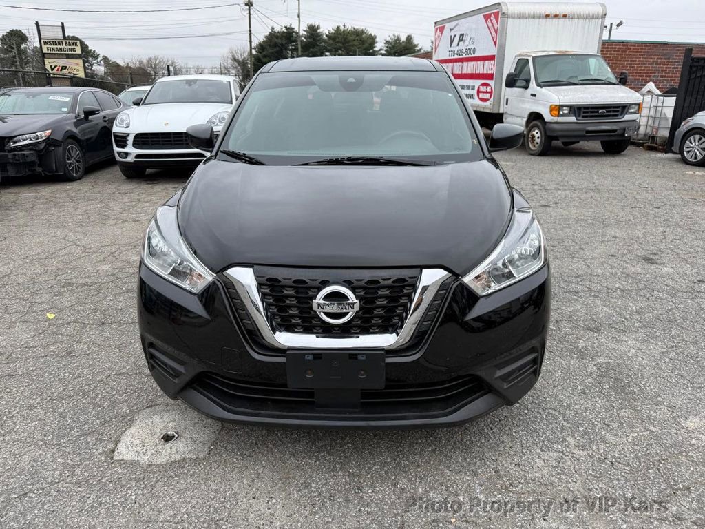 Used 2020 Nissan Kicks S FWD image 2