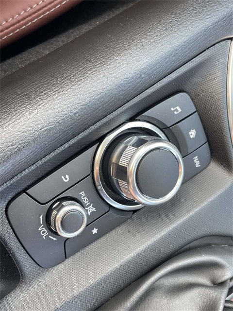 Used 2019 MAZDA MX-5 Miata RF Grand Touring w/ GT-S Package image 36