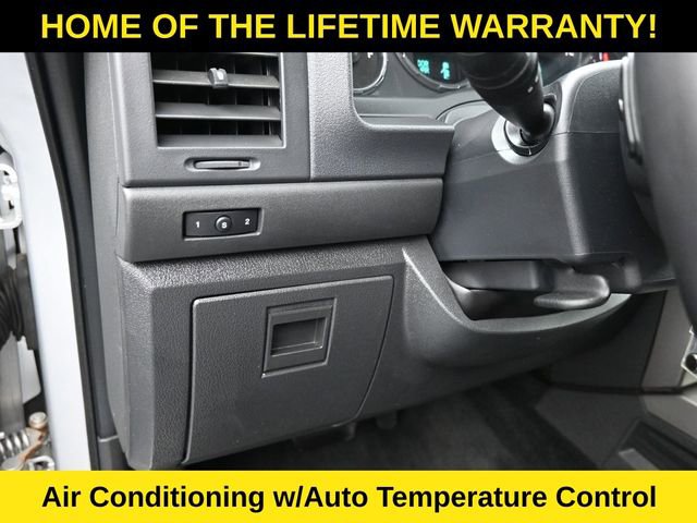 Used 2012 Jeep Liberty Limited Jet w/ Comfort/Convenience Group image 16