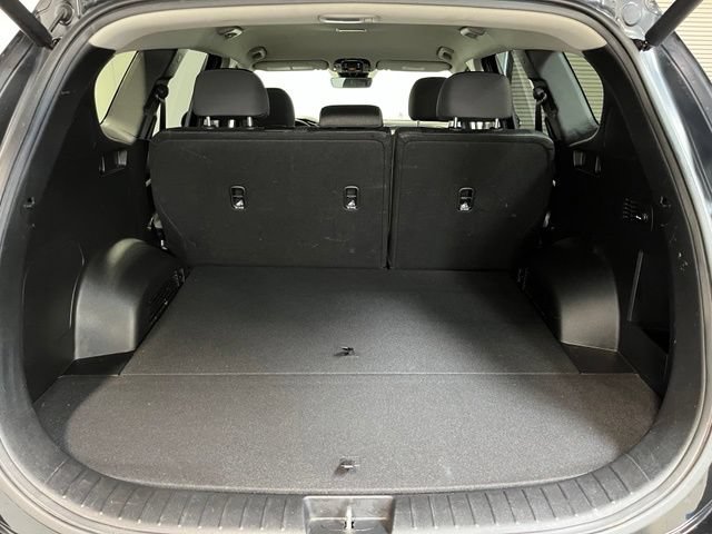 Used 2023 Hyundai Santa Fe SEL FWD image 14