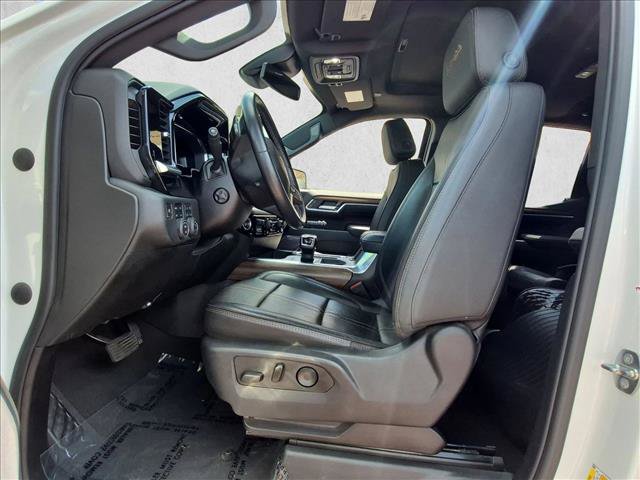 Used 2022 Chevrolet Silverado 1500 High Country w/ Z71 Off-Road Package AWD/4WD image 14