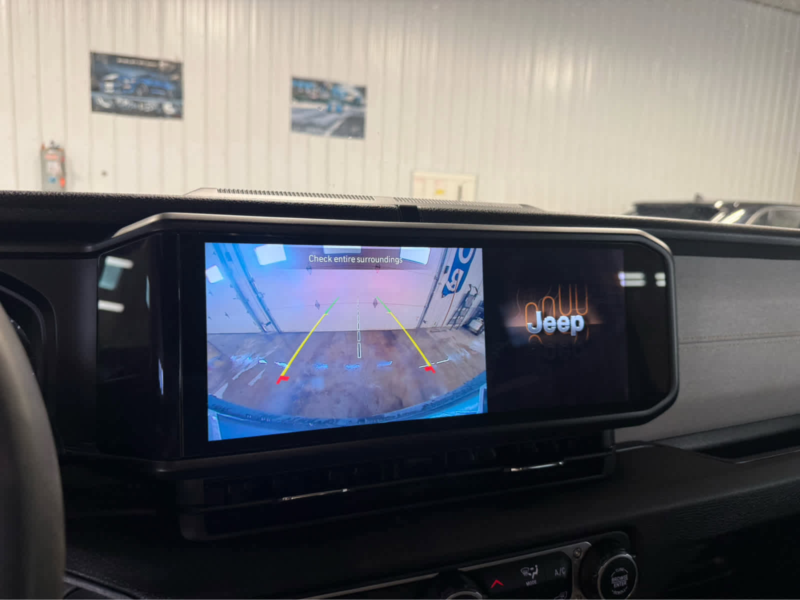 Used 2024 Jeep Wrangler Sport S w/ Convenience Group image 20