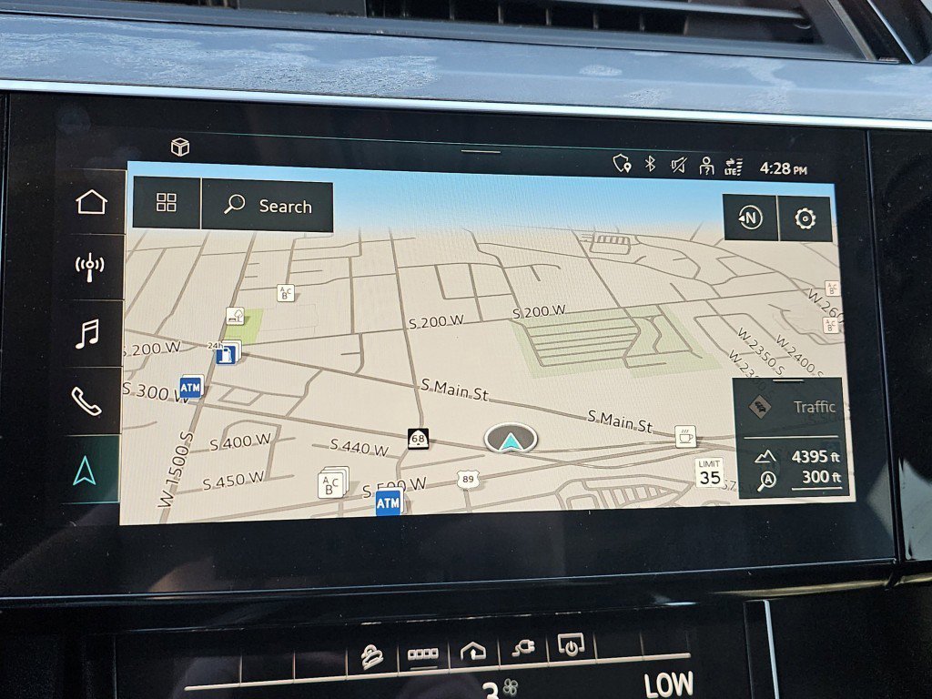 Used 2021 Audi e-tron Premium w/ Convenience Plus Package AWD/4WD image 9
