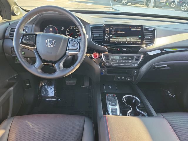 Certified 2025 Honda Ridgeline Black Edition image 9