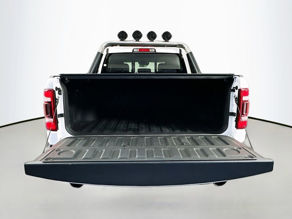 Used 2022 RAM 1500 Laramie AWD/4WD image 30