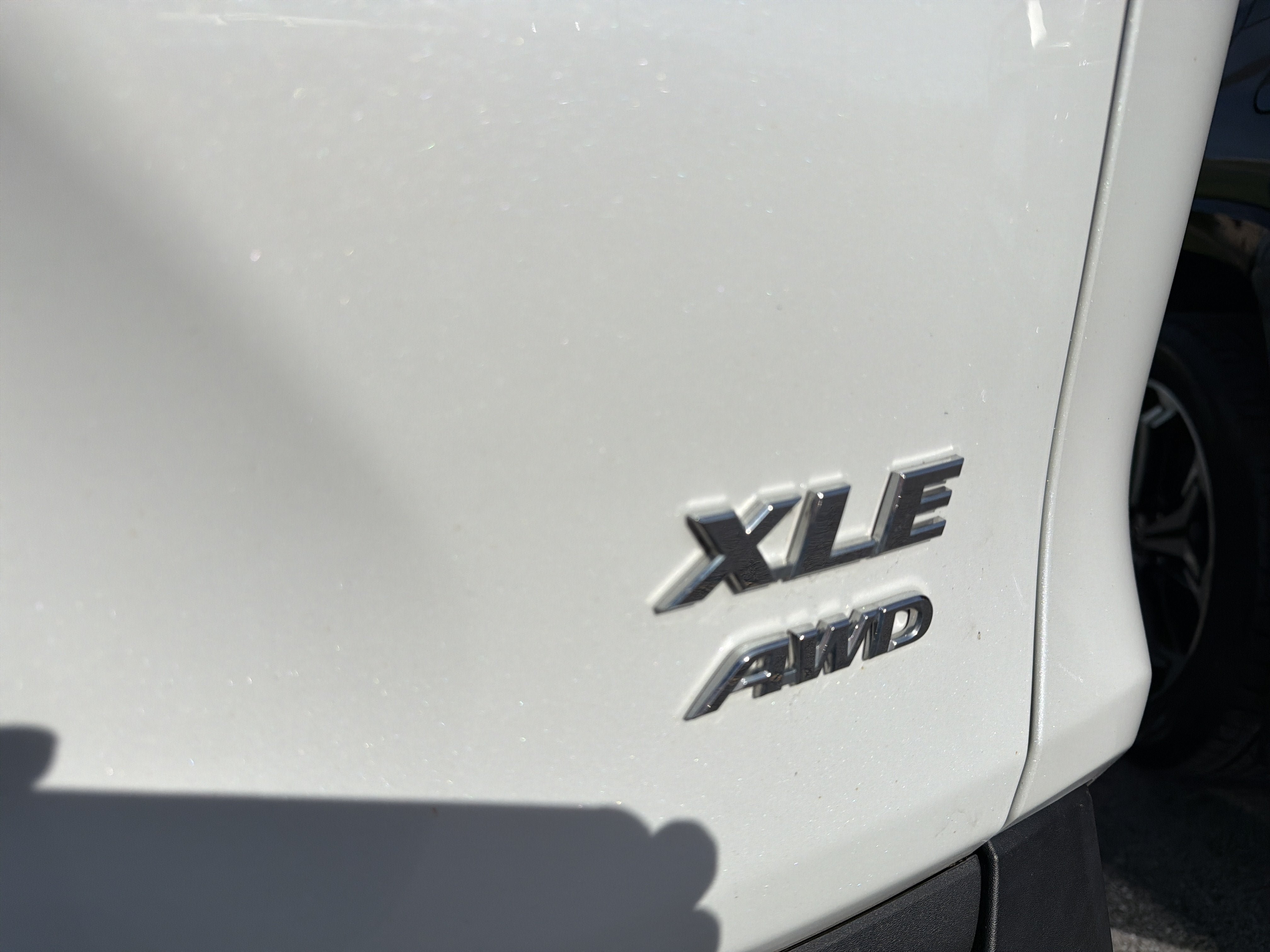 Used 2023 Toyota RAV4 XLE Premium AWD/4WD image 7