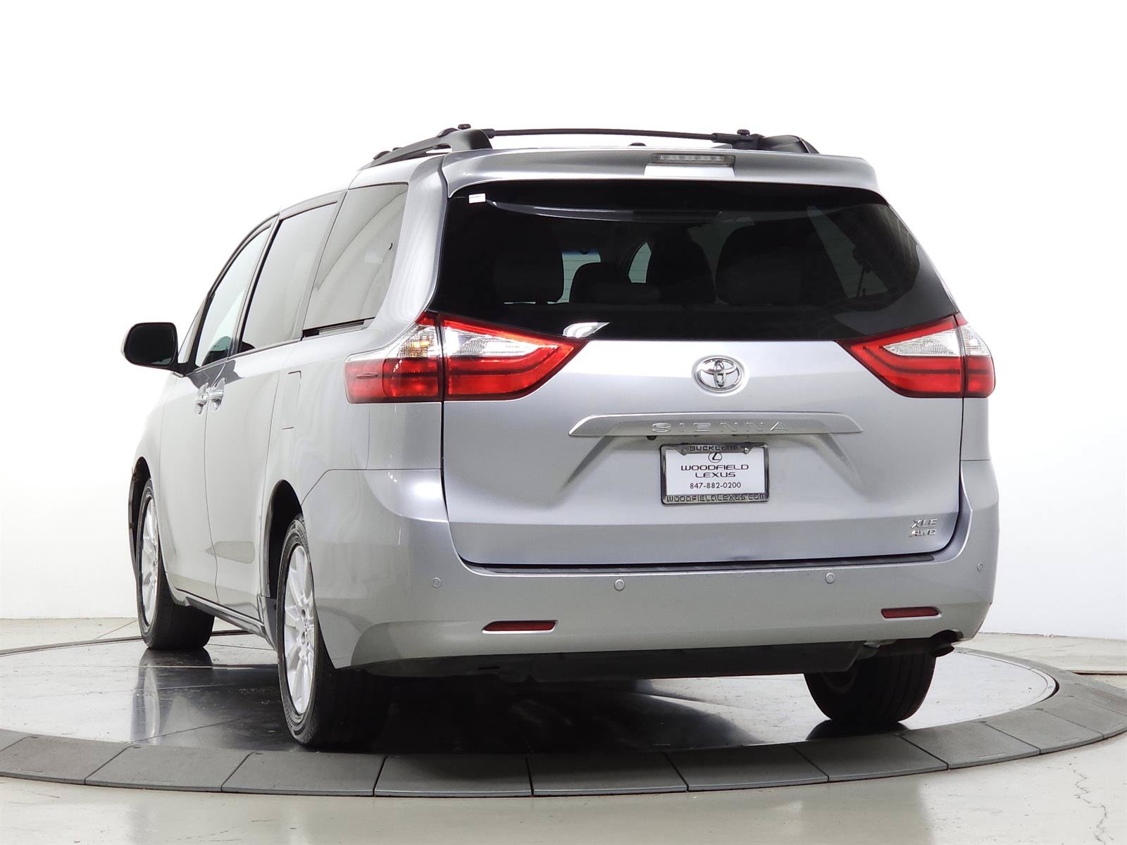 Used 2015 Toyota Sienna XLE w/ XLE Navigation Package AWD/4WD image 5