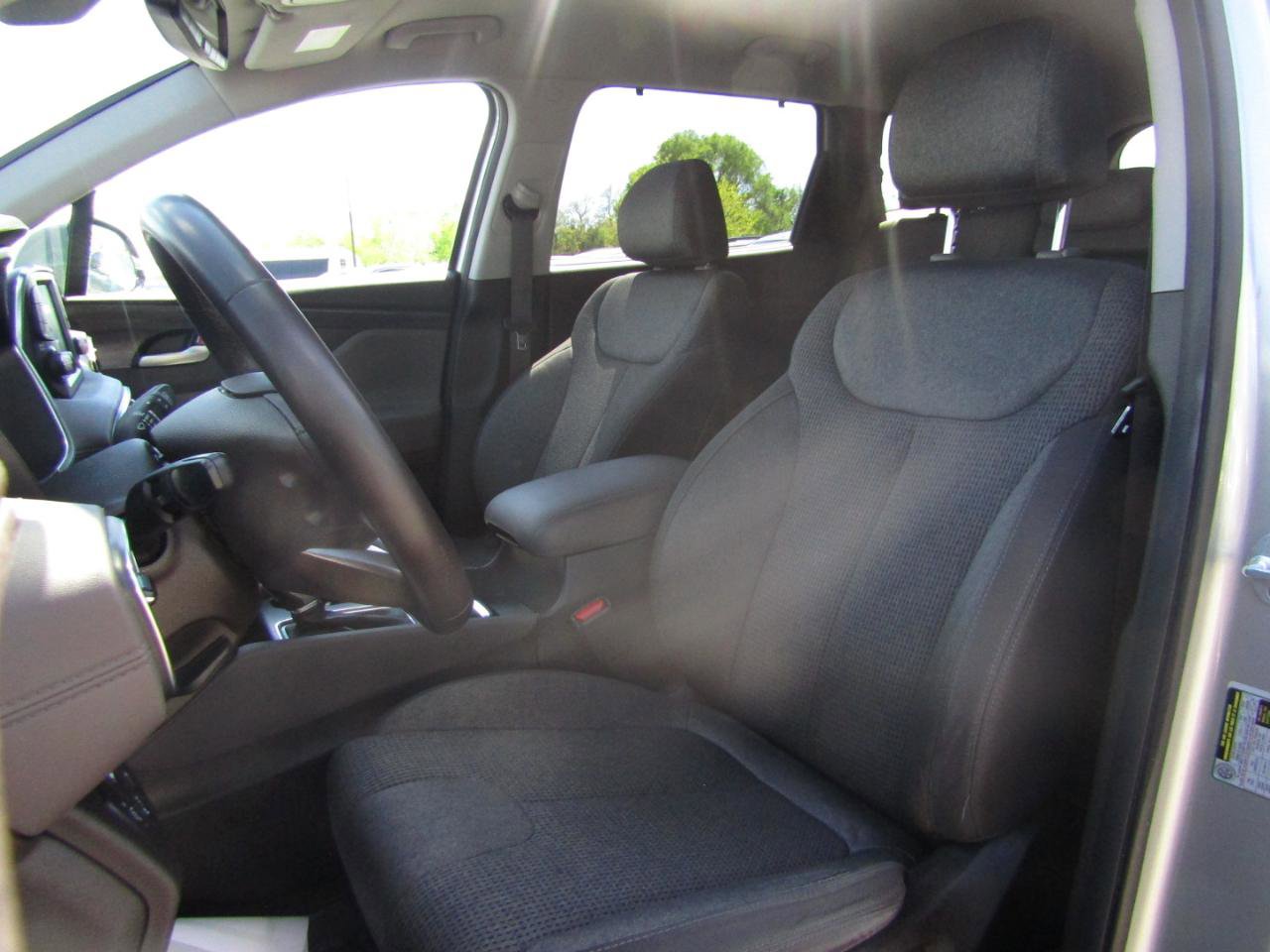 Used 2020 Hyundai Santa Fe SEL w/ Convenience Package AWD/4WD image 13