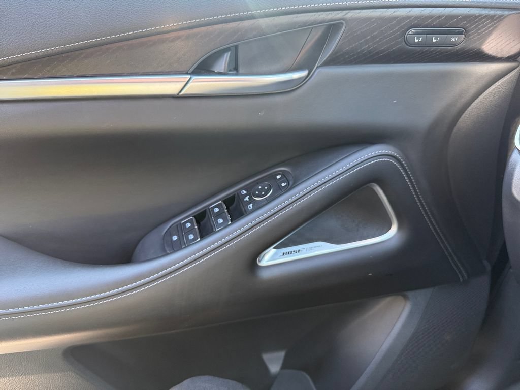 Used 2023 INFINITI QX60 Sensory w/ Vision Package AWD/4WD image 11
