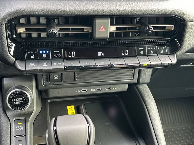 Used 2027 Toyota Land Cruiser w/ Premium Package AWD/4WD image 28