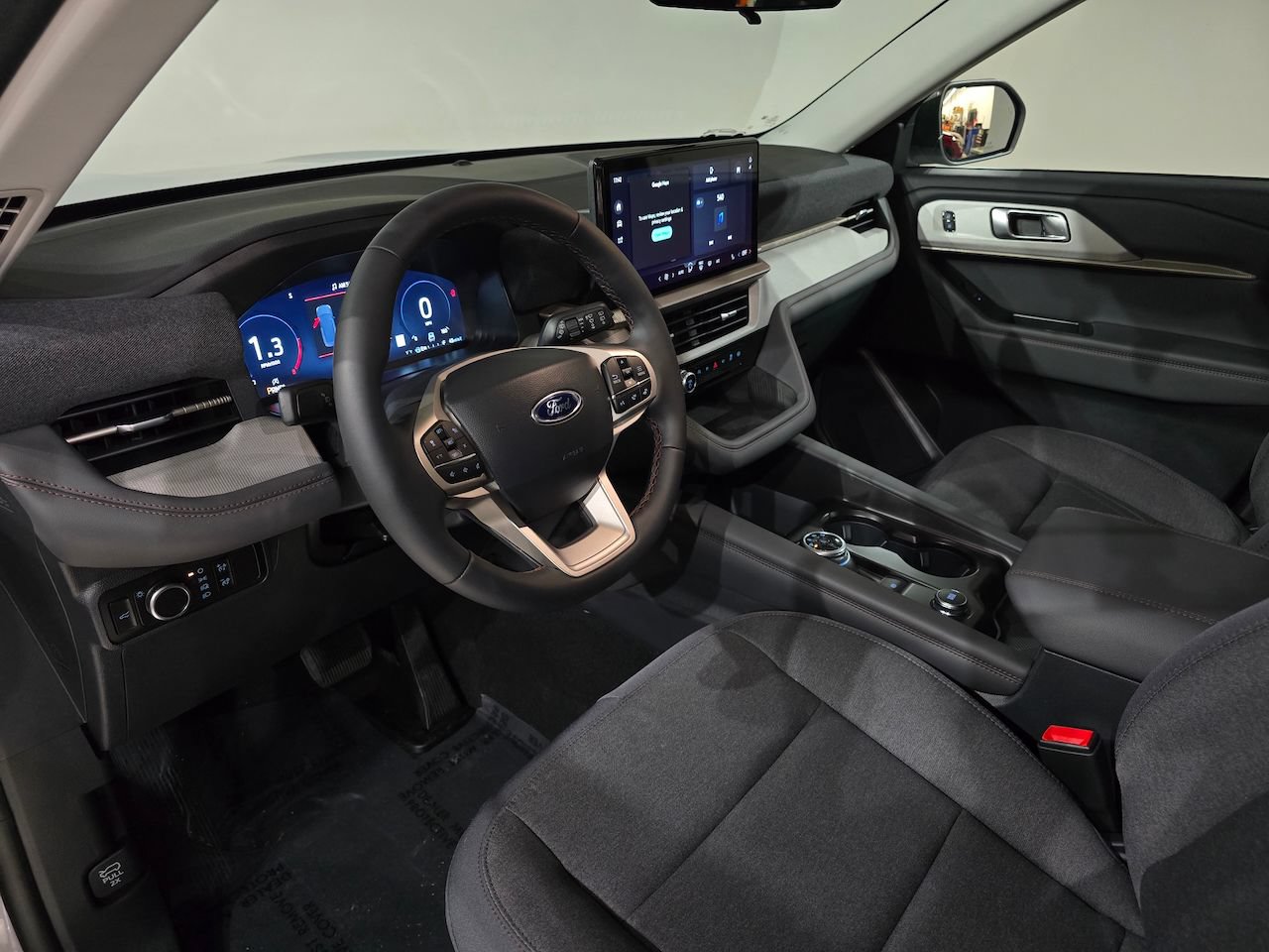 New 2026 Ford Explorer Active AWD/4WD image 18