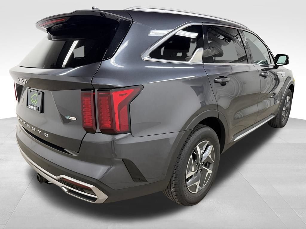 Used 2022 Kia Sorento S FWD image 11
