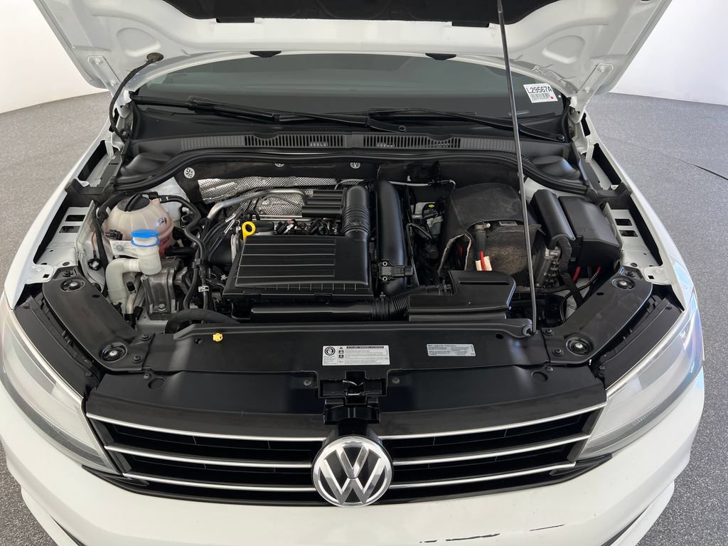 Used 2016 Volkswagen Jetta SE FWD image 23