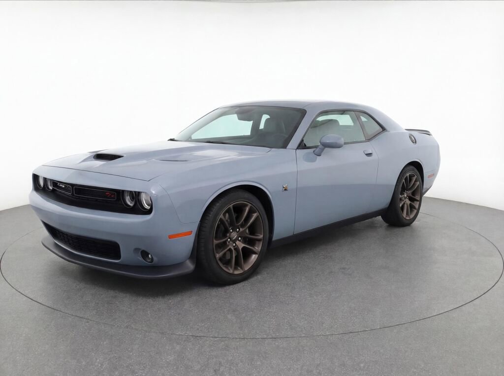 Used 2021 Dodge Challenger R/T Scat Pack w/ Plus Package RWD image 3