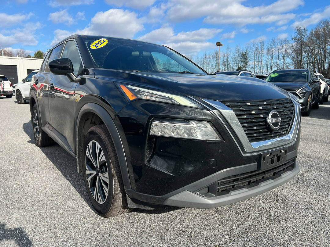 Used 2022 Nissan Rogue SV image 9