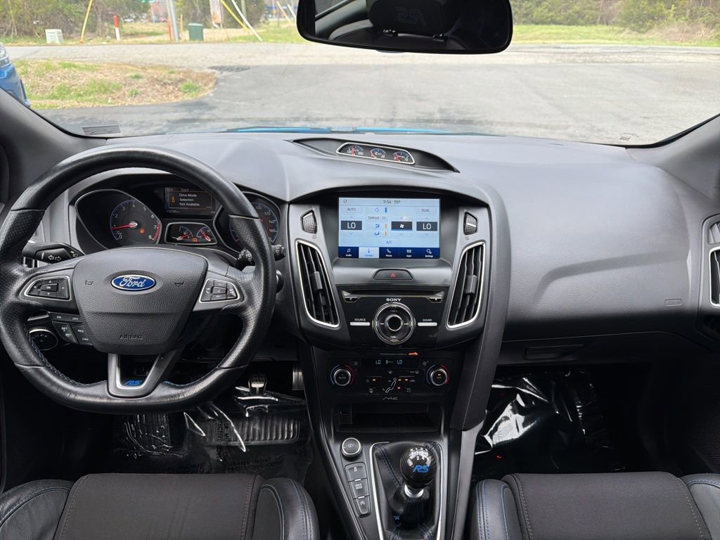 Used 2016 Ford Focus RS AWD/4WD image 17