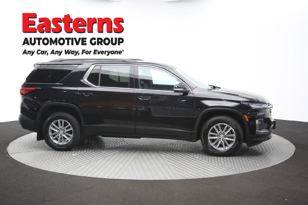Used 2023 Chevrolet Traverse LT FWD image 50